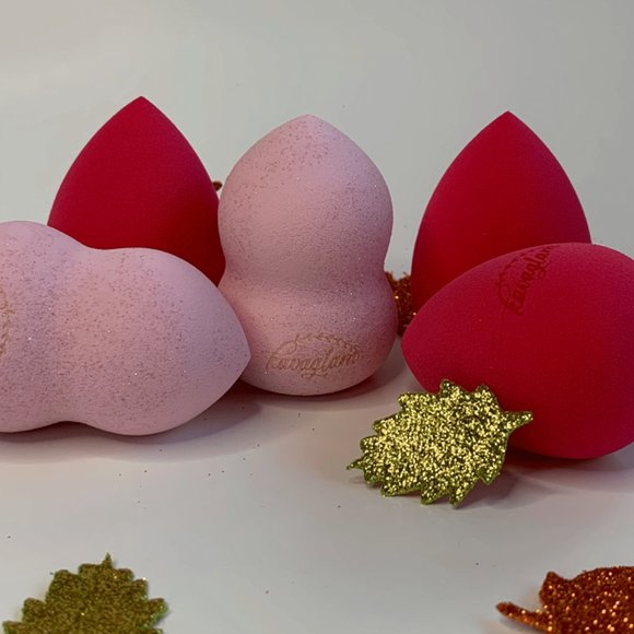 Beauty Sponges - Picture 2 of 2